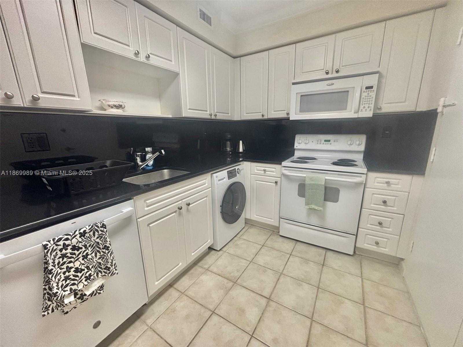 Small Image of 2501 SOUTH OCEAN DR #433, Hollywood Number 7