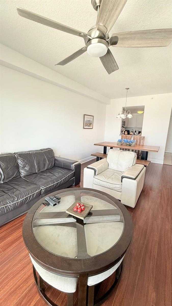 Small Image of 1250 SOUTH MIAMI AVE #1913, Miami Number 12