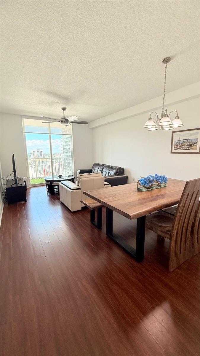 Small Image of 1250 SOUTH MIAMI AVE #1913, Miami Number 9