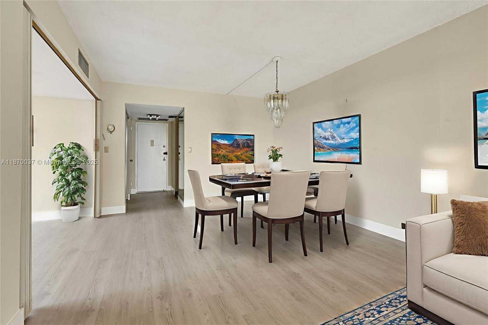 Small Image of 20100 WEST COUNTRY CLUB DR #809, Aventura Number 12