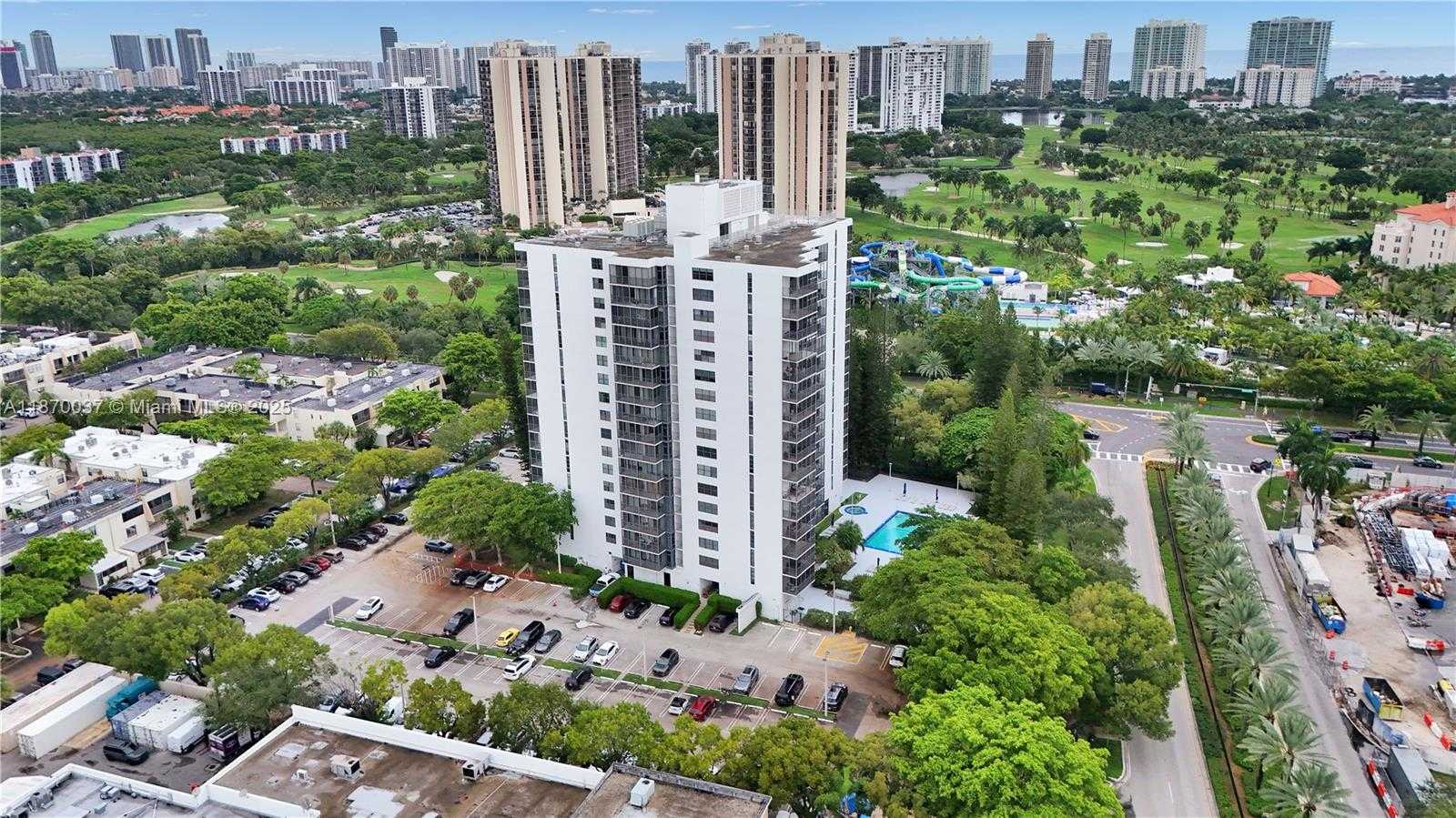 Small Image of 20100 WEST COUNTRY CLUB DR #809, Aventura Number 19
