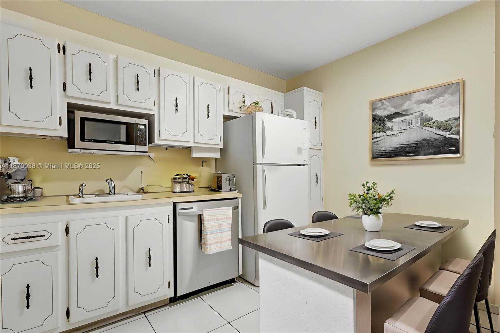 Small Image of 20100 WEST COUNTRY CLUB DR #1003, Aventura Number 11