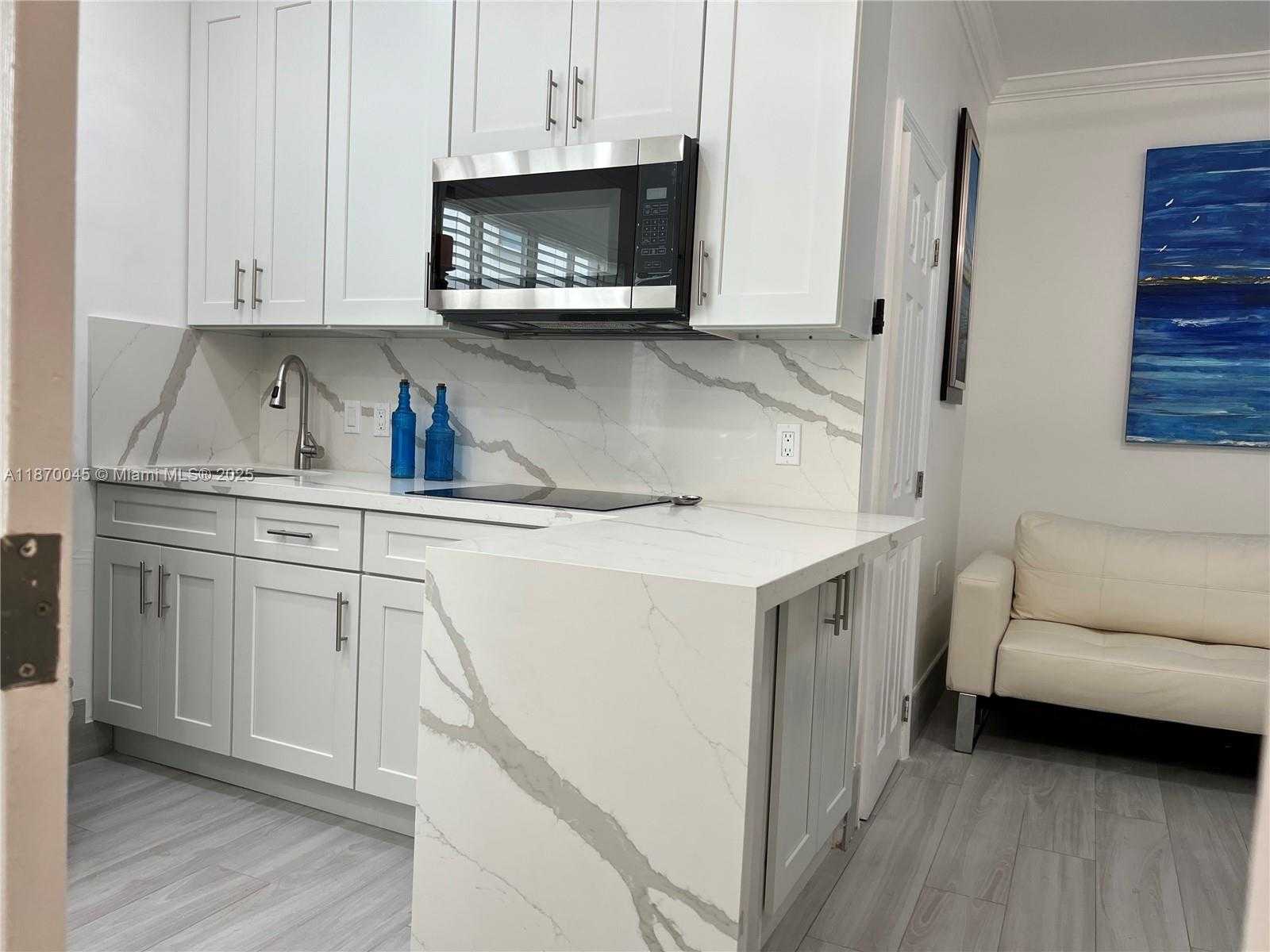 Small Image of 3710 COLLINS AVE #N-103, Miami Beach Number 35