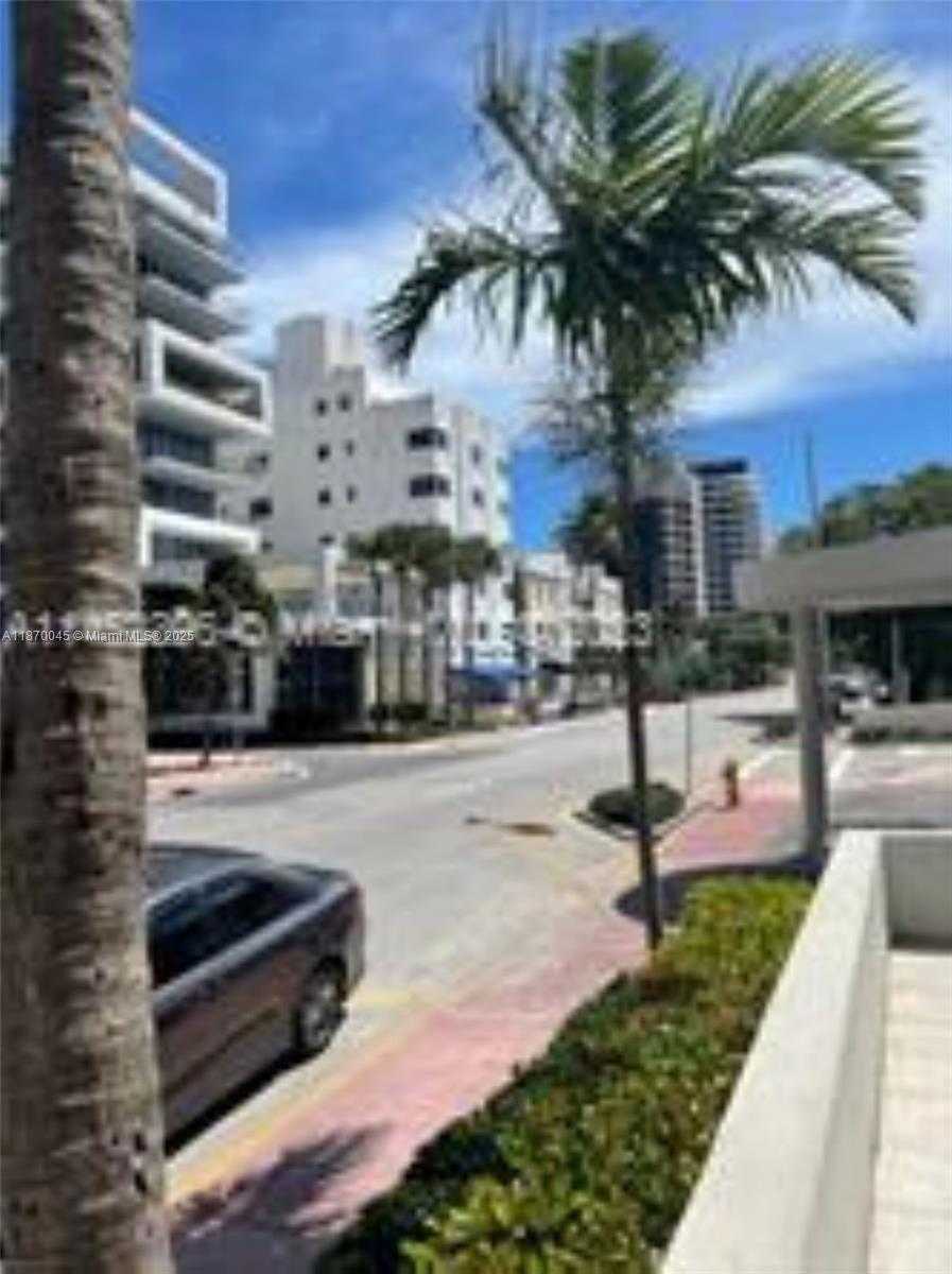 Small Image of 3710 COLLINS AVE #N-103, Miami Beach Number 49