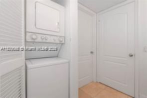 Small Image of 1200 BRICKELL BAY DR #4114, Miami Number 11