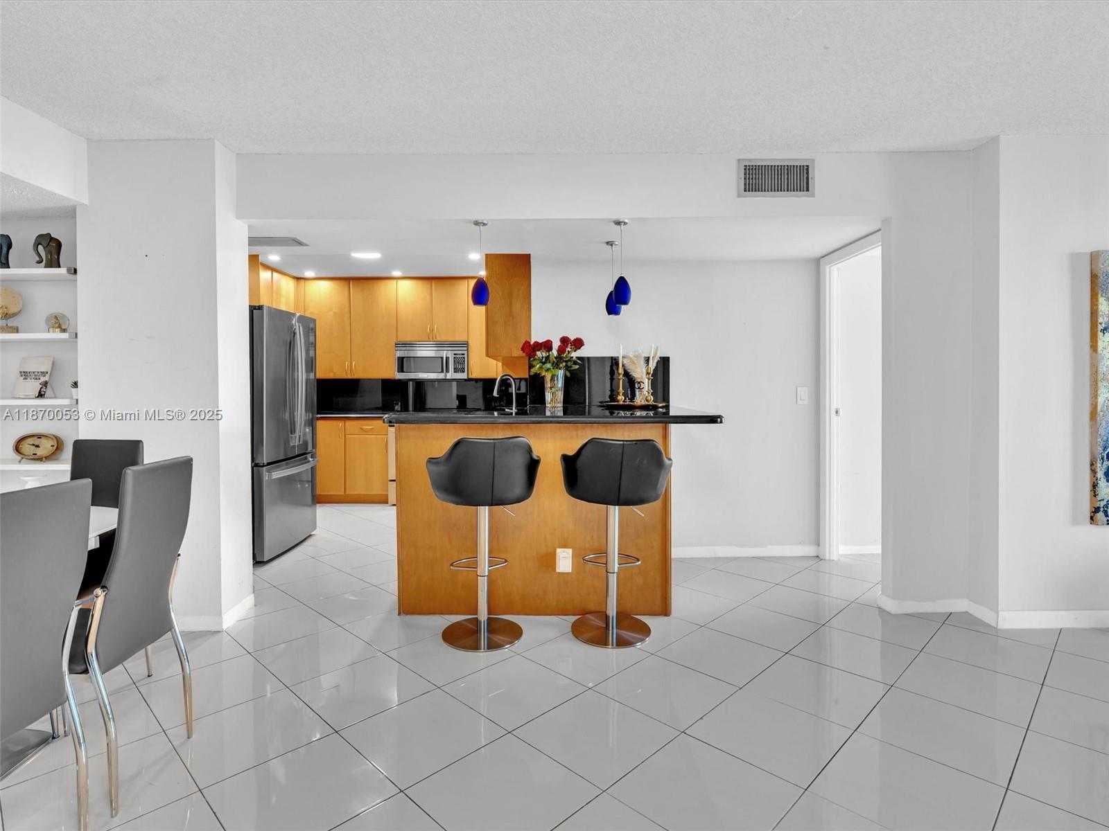 Small Image of 1500 SOUTH OCEAN DR #3E, Hollywood Number 6