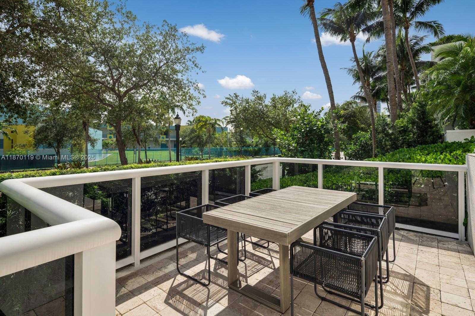 Small Image of 400 ALTON RD #TH-1A, Miami Beach Number 14