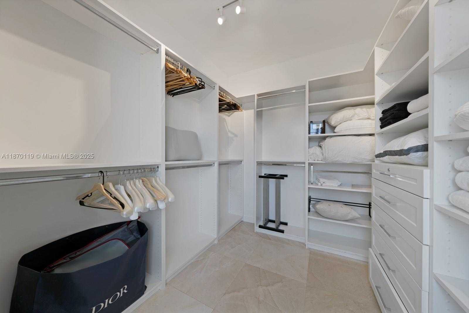 Small Image of 400 ALTON RD #TH-1A, Miami Beach Number 20