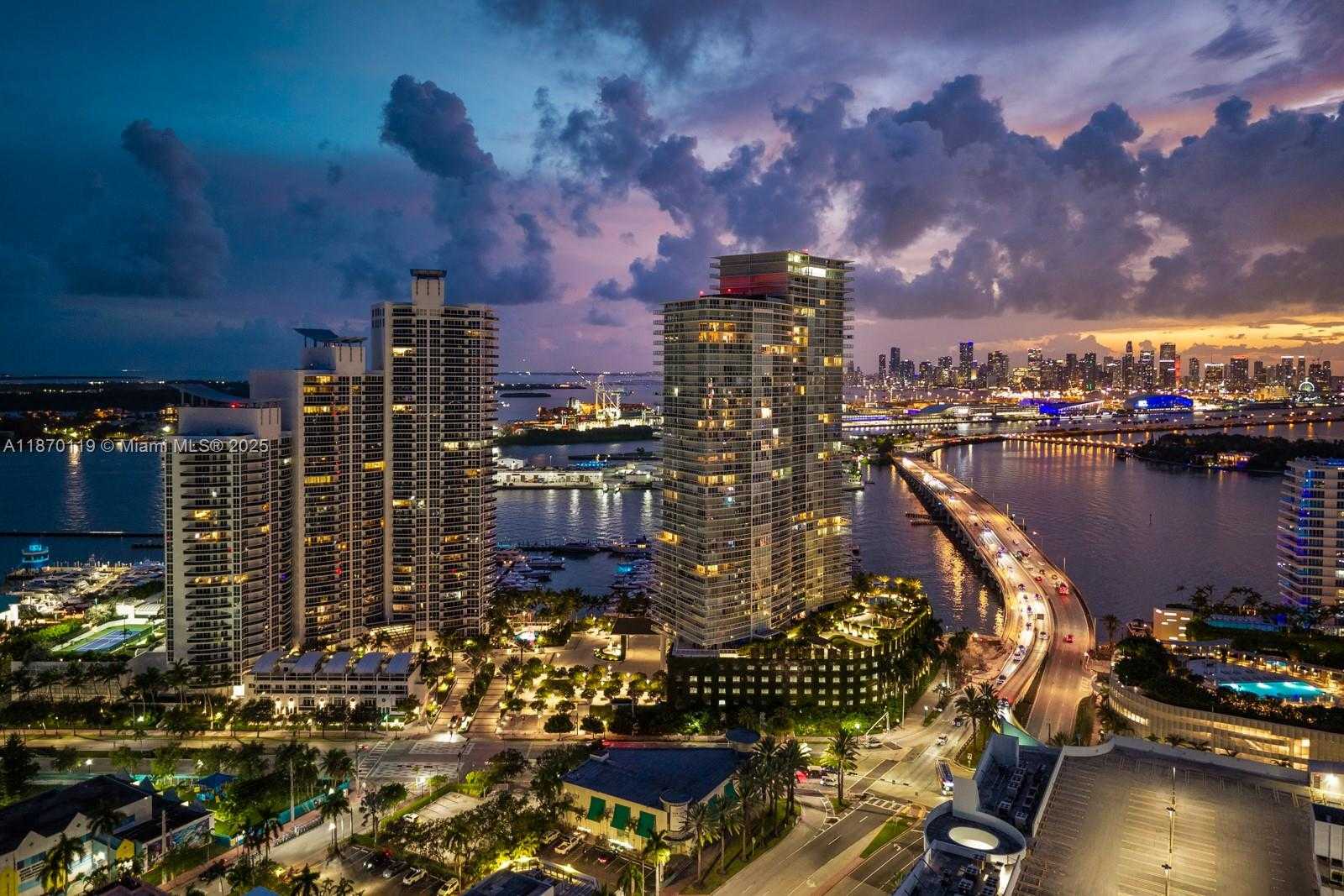 Small Image of 400 ALTON RD #TH-1A, Miami Beach Number 43