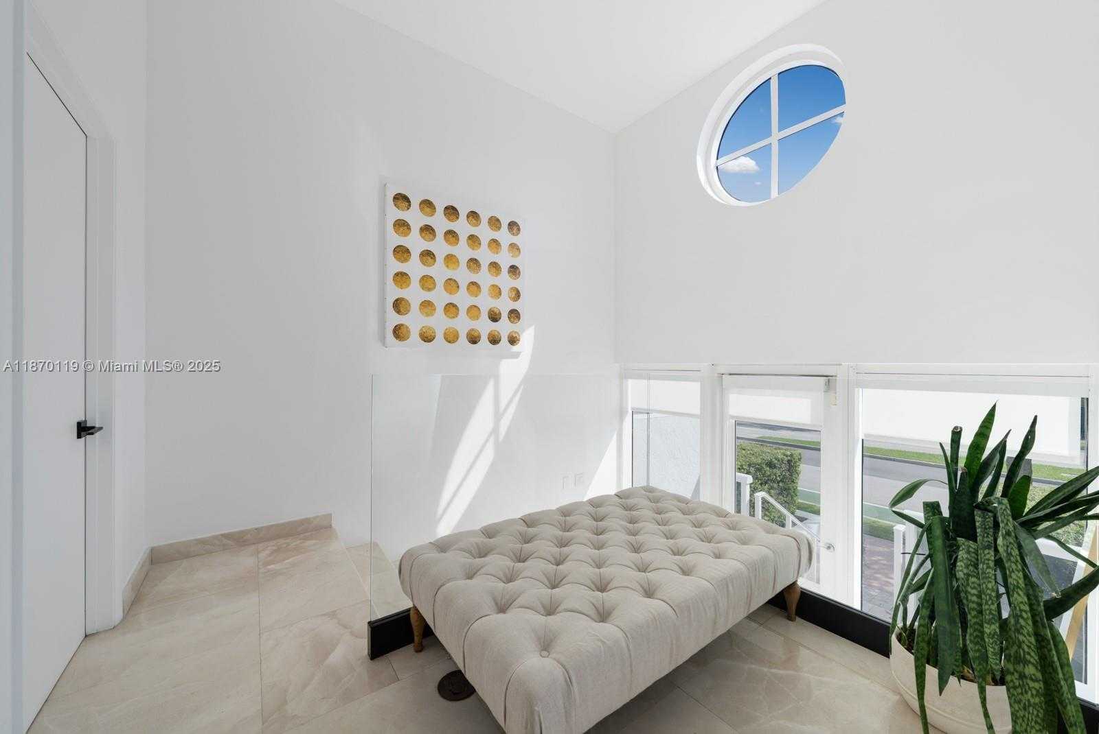 Small Image of 400 ALTON RD #TH-1A, Miami Beach Number 6