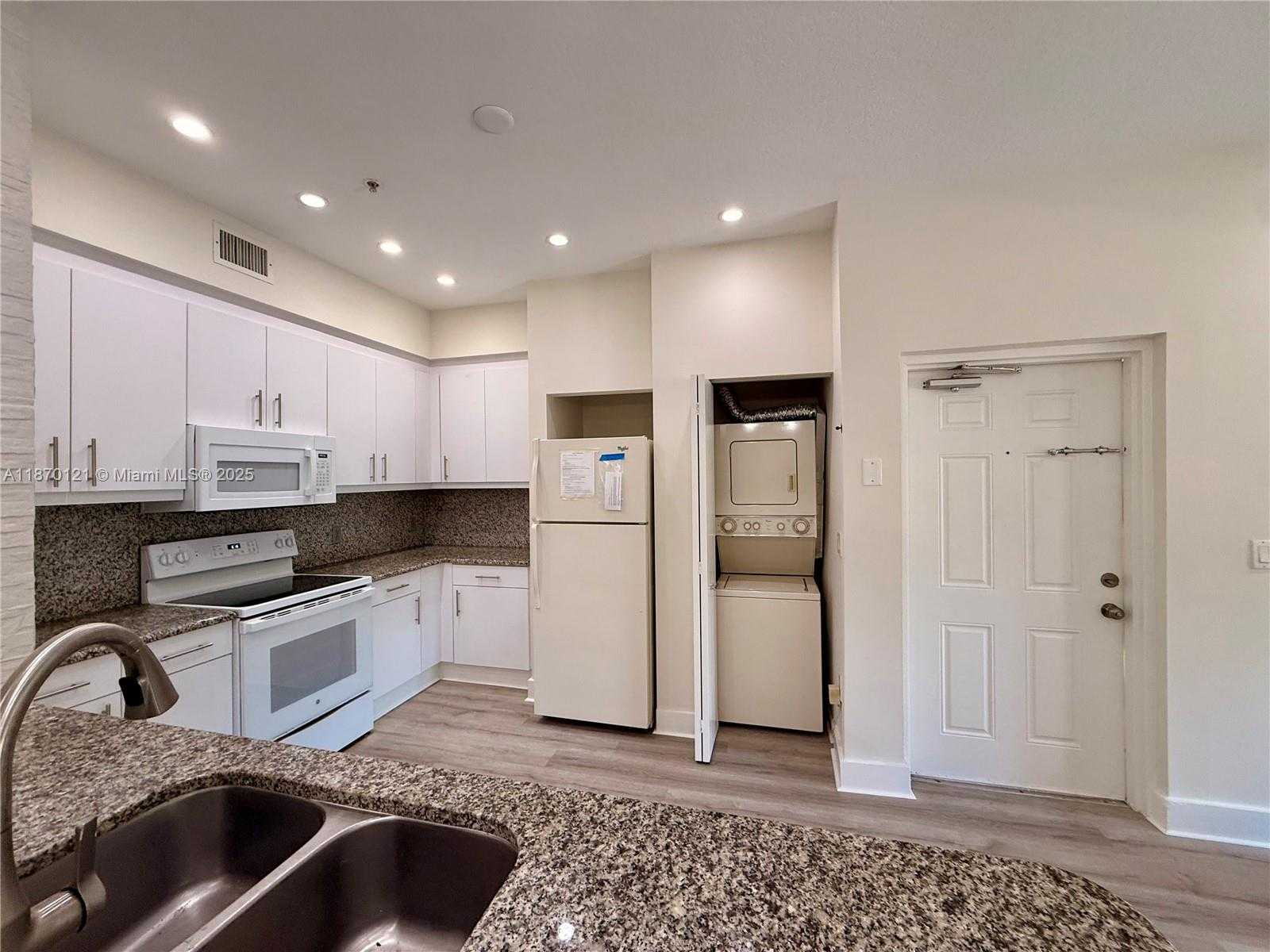 Small Image of 7330 NORTH WEST 114TH AVE #208-5, Doral Number 5