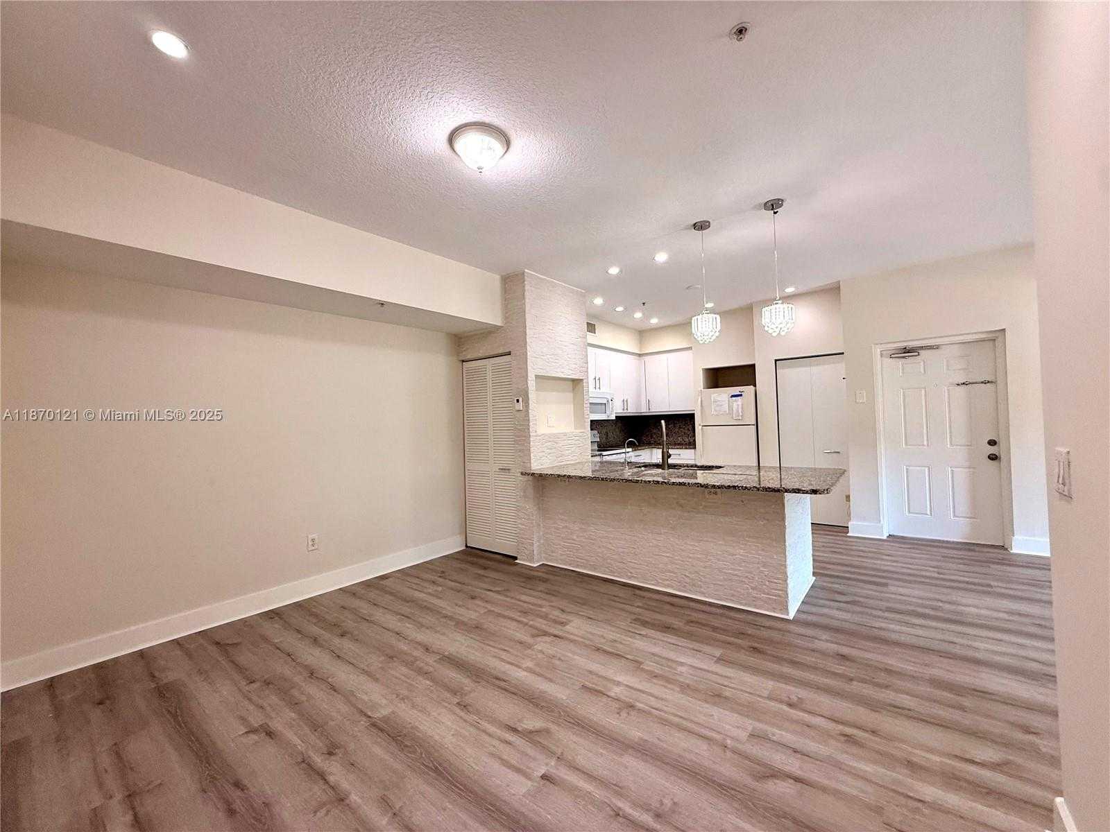 Small Image of 7330 NORTH WEST 114TH AVE #208-5, Doral Number 6