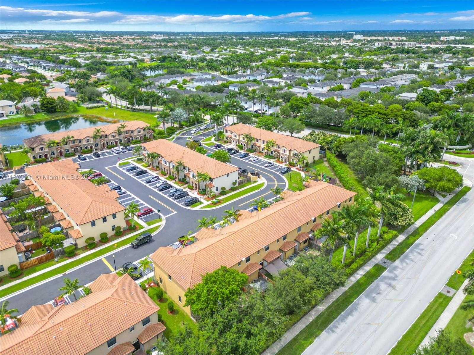 Small Image of 449 SOUTH EAST 32 TER, Homestead Number 11