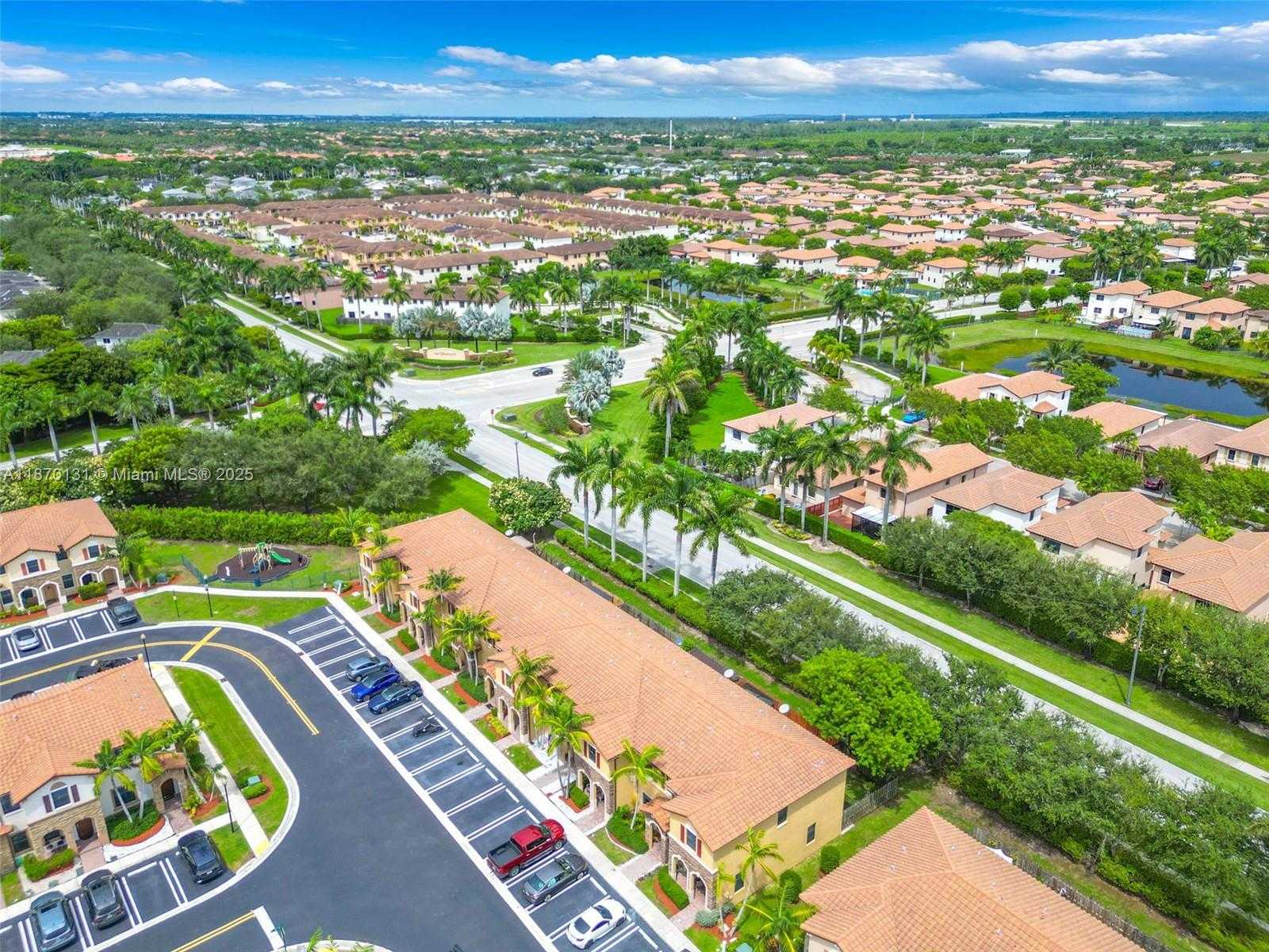 Small Image of 449 SOUTH EAST 32 TER, Homestead Number 13