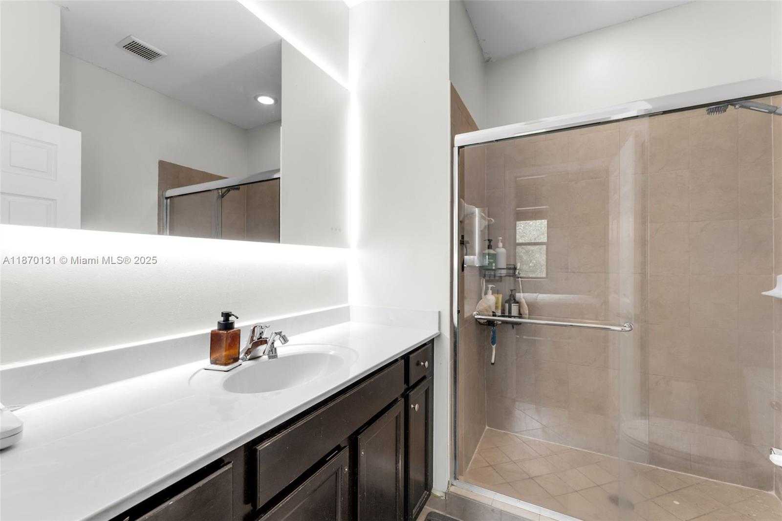 Small Image of 449 SOUTH EAST 32 TER, Homestead Number 21