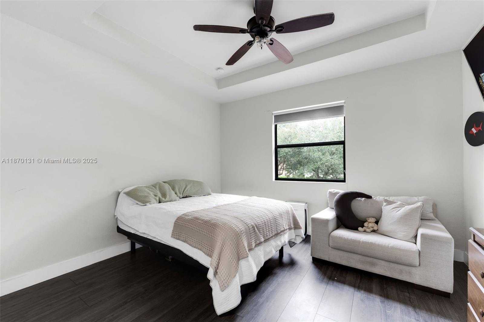 Small Image of 449 SOUTH EAST 32 TER, Homestead Number 23