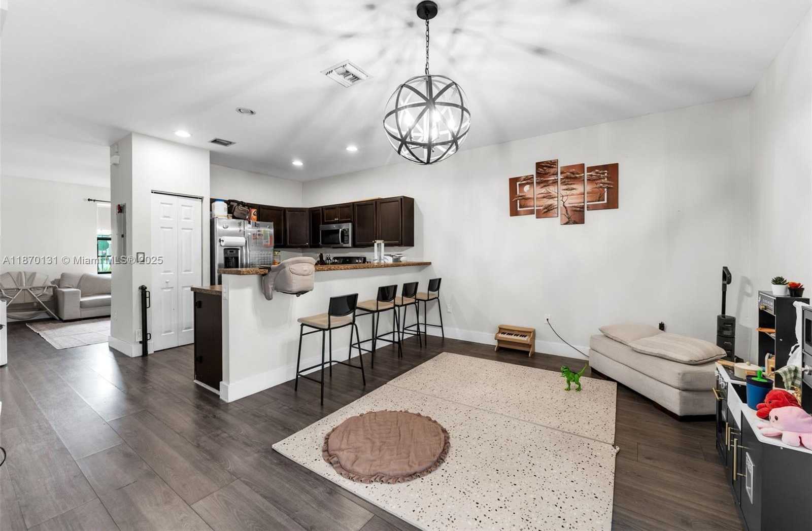 Small Image of 449 SOUTH EAST 32 TER, Homestead Number 28