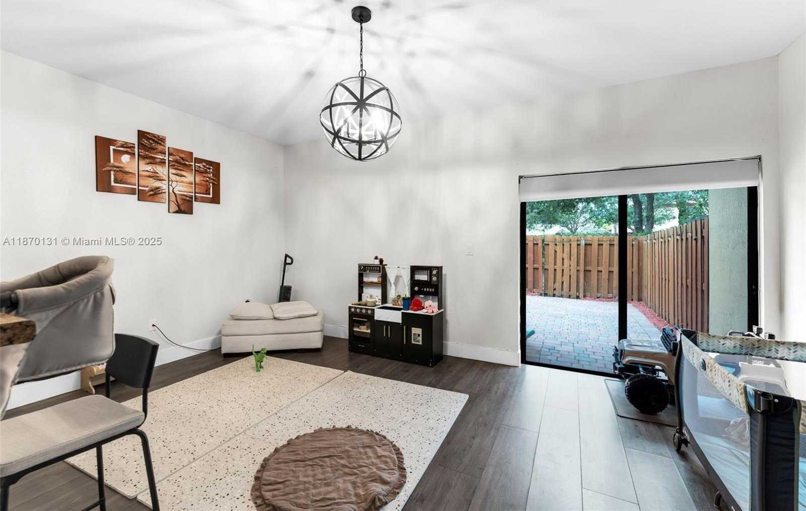 Small Image of 449 SOUTH EAST 32 TER, Homestead Number 29