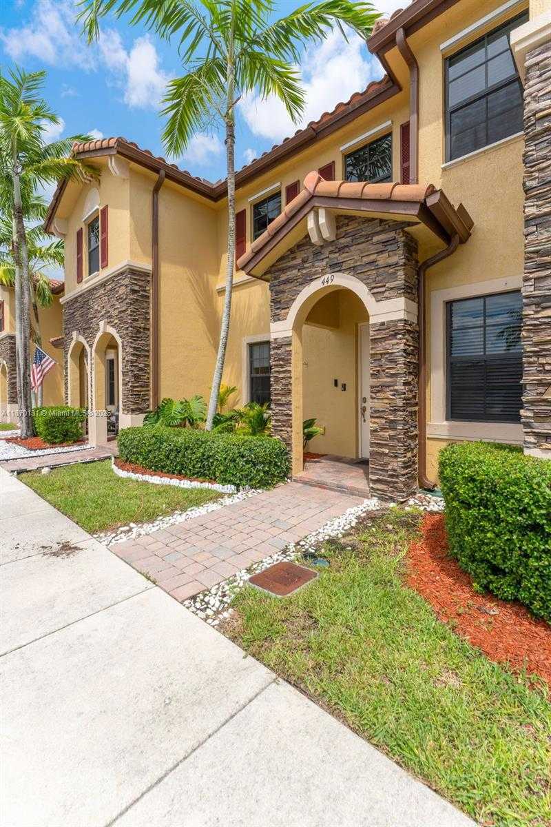 Small Image of 449 SOUTH EAST 32 TER, Homestead Number 3