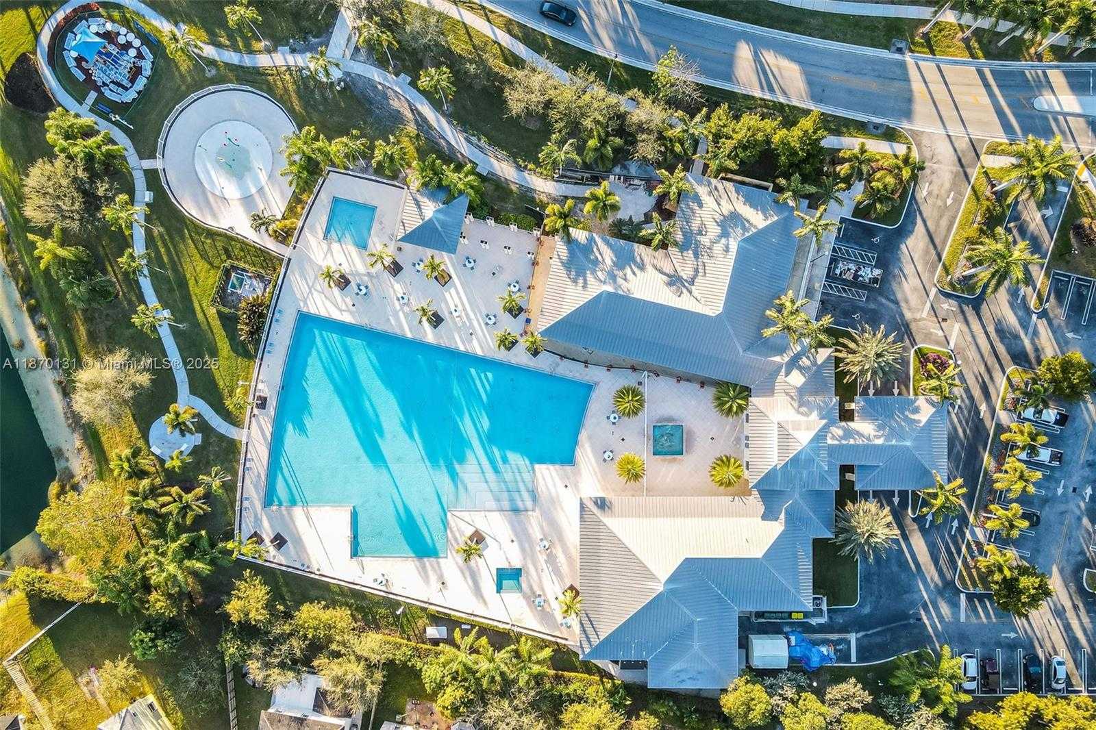 Small Image of 449 SOUTH EAST 32 TER, Homestead Number 39