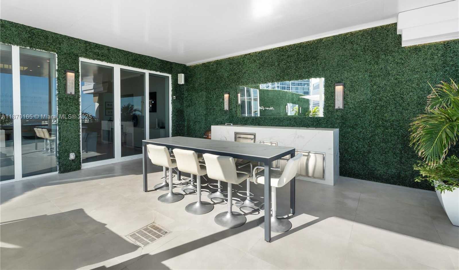 Small Image of 801 BRICKELL KEY BLVD #PH3306, Miami Number 15