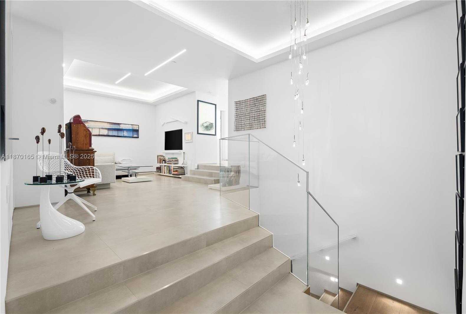Small Image of 801 BRICKELL KEY BLVD #PH3306, Miami Number 25