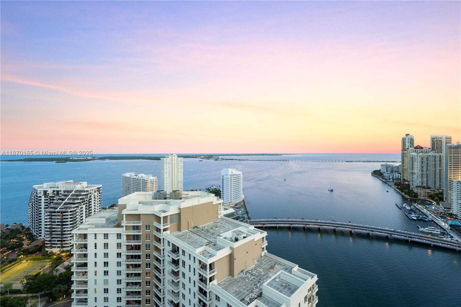 Small Image of 801 BRICKELL KEY BLVD #PH3306, Miami Number 6