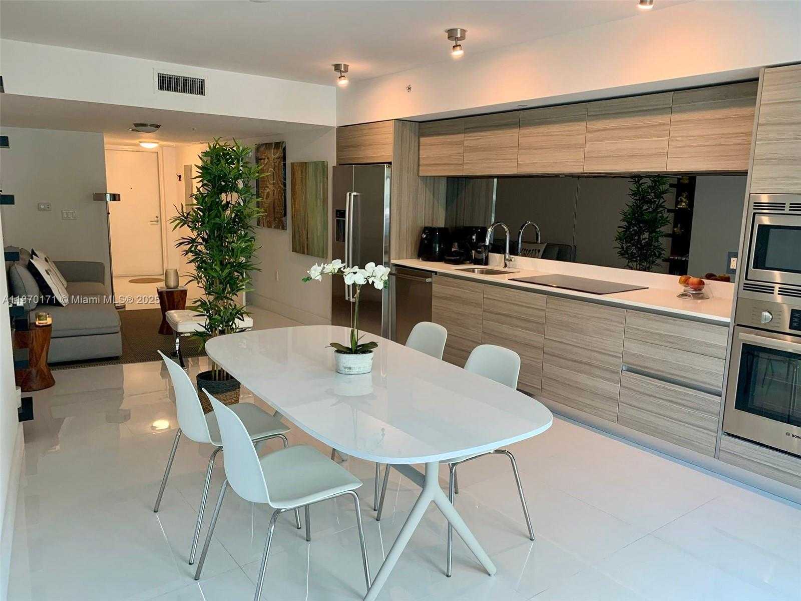 Small Image of 6620 INDIAN CREEK DR #116, Miami Beach Number 6