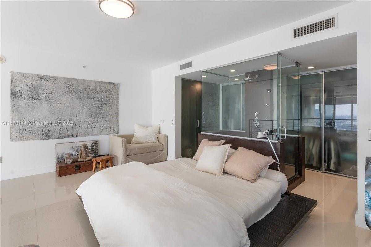 Small Image of 1040 BISCAYNE BLVD #2904, Miami Number 13