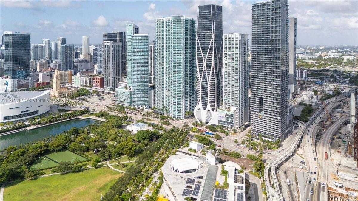 Small Image of 1040 BISCAYNE BLVD #2904, Miami Number 22