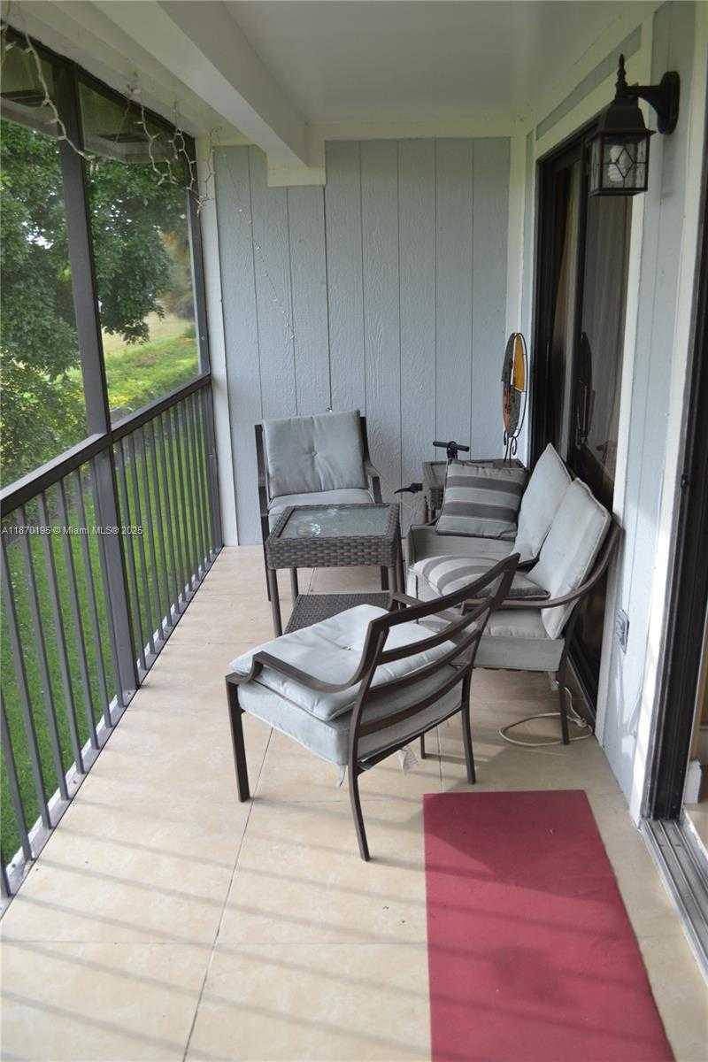 Small Image of 9727 HAMMOCKS BLVD #207D, Miami Number 11
