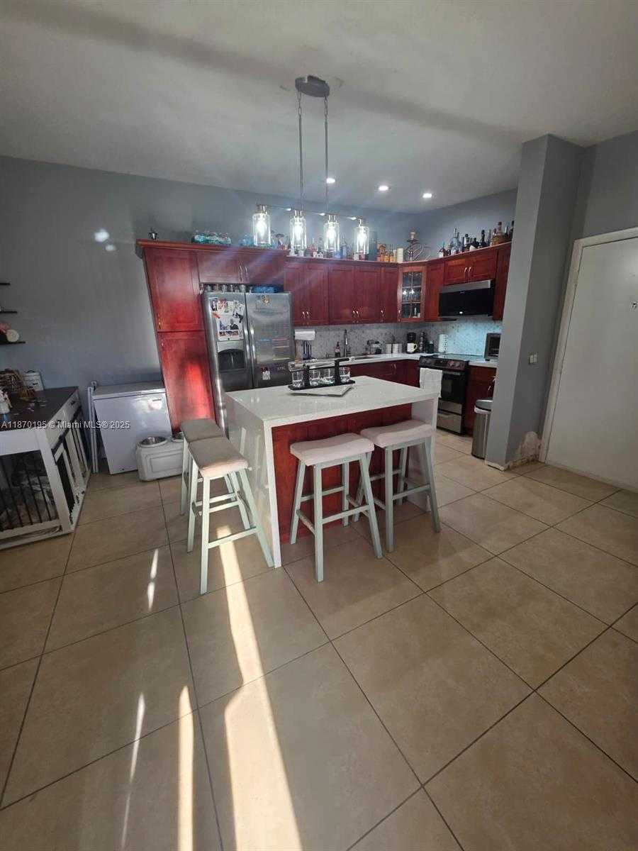 Small Image of 9727 HAMMOCKS BLVD #207D, Miami Number 5