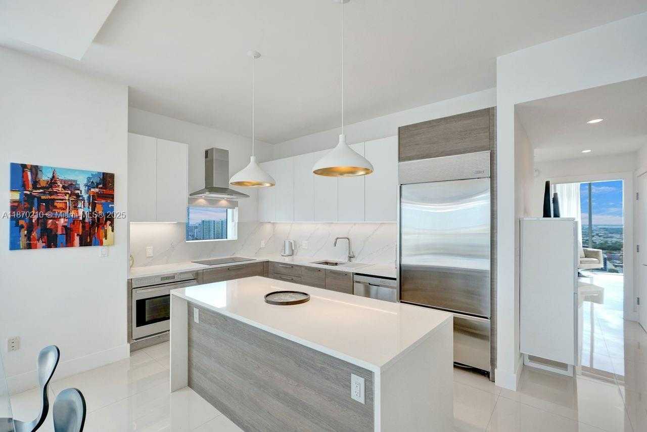 Small Image of 2020 NORTH BAYSHORE DR #3310, Miami Number 12