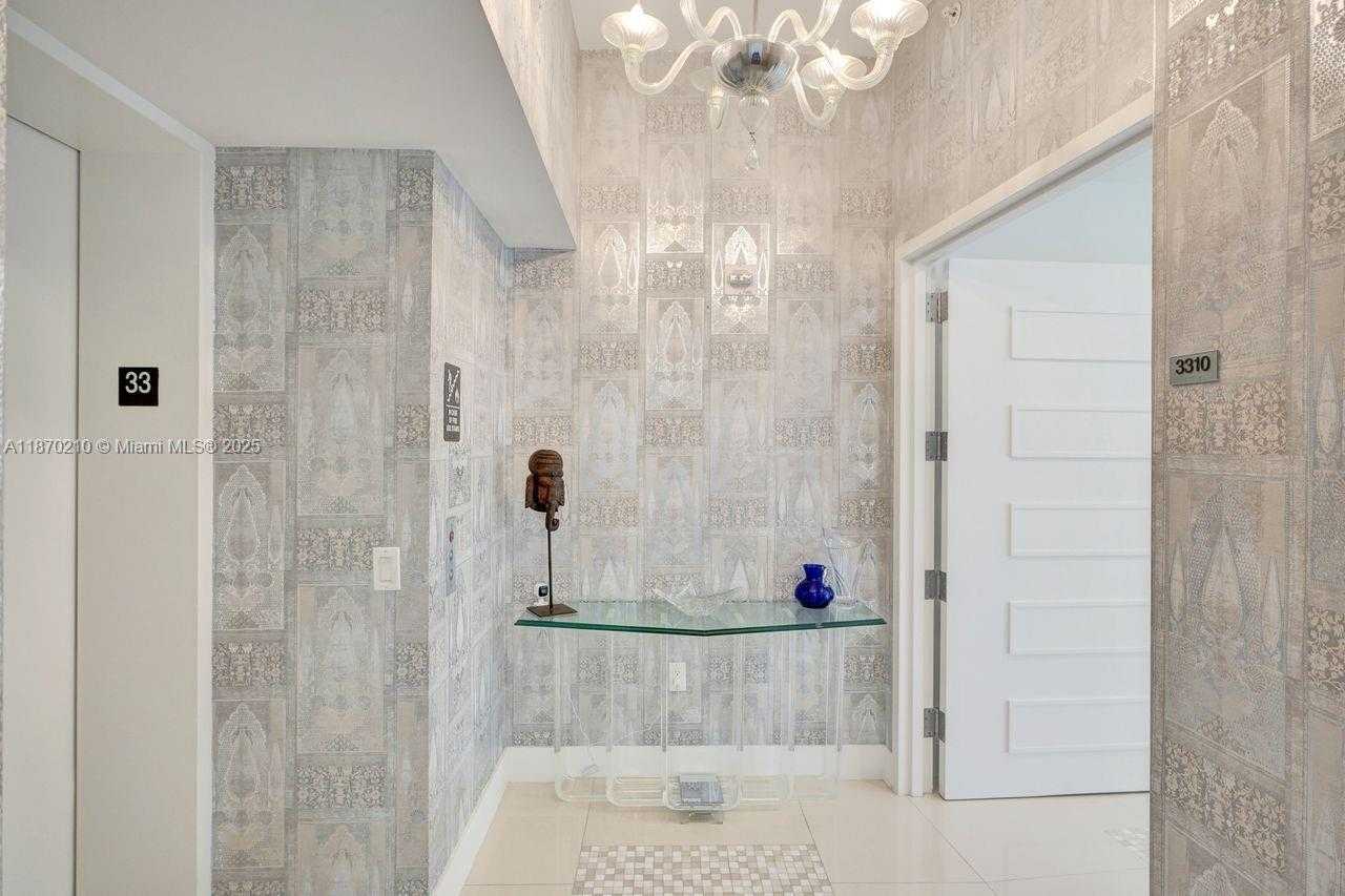 Small Image of 2020 NORTH BAYSHORE DR #3310, Miami Number 18
