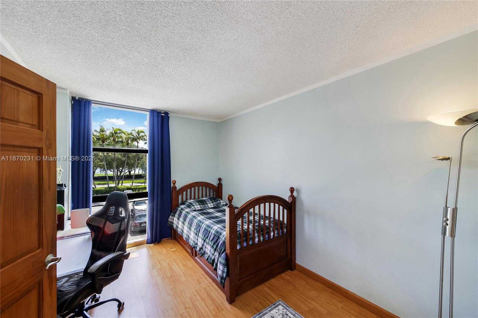 Small Image of 3675 NORTH COUNTRY CLUB DR #204, Aventura Number 38