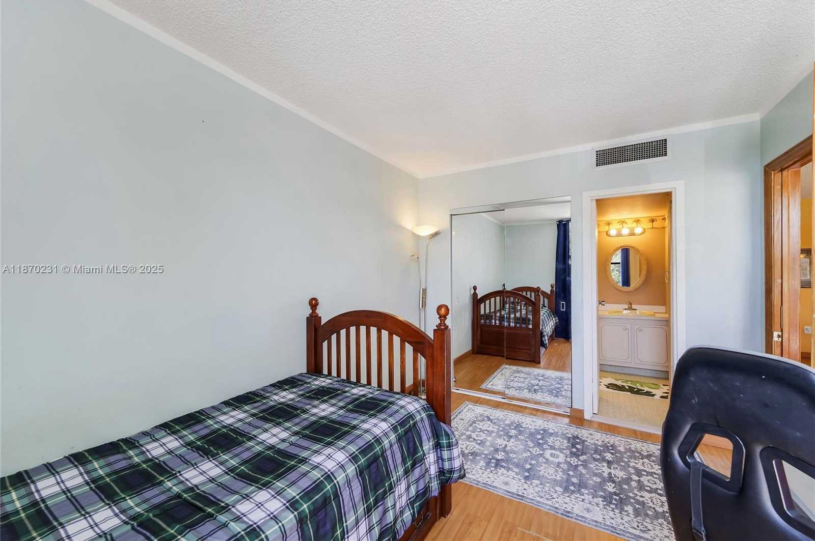 Small Image of 3675 NORTH COUNTRY CLUB DR #204, Aventura Number 39