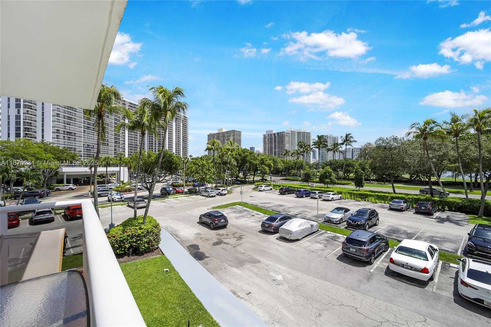 Small Image of 3675 NORTH COUNTRY CLUB DR #204, Aventura Number 45