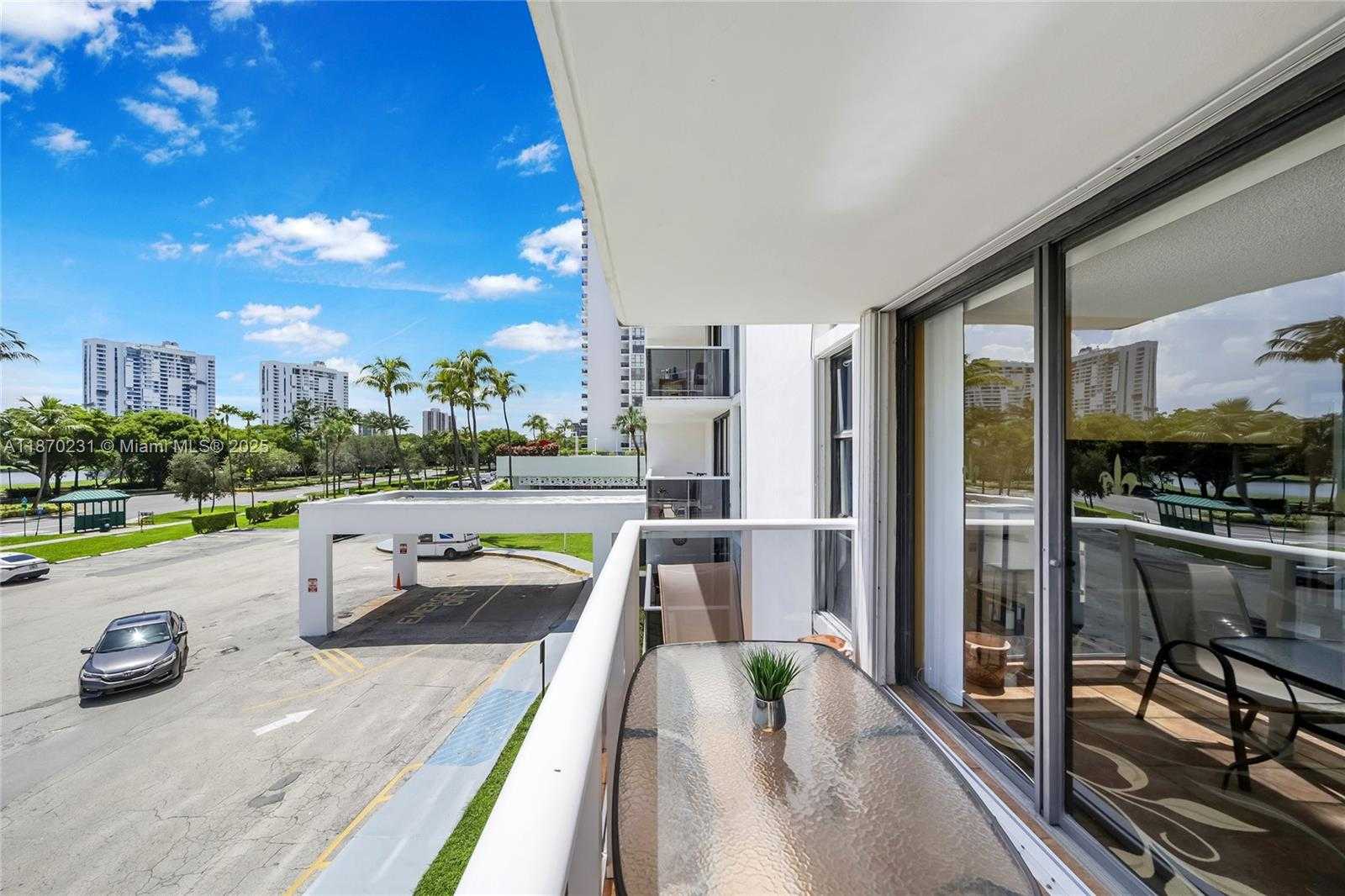 Small Image of 3675 NORTH COUNTRY CLUB DR #204, Aventura Number 46