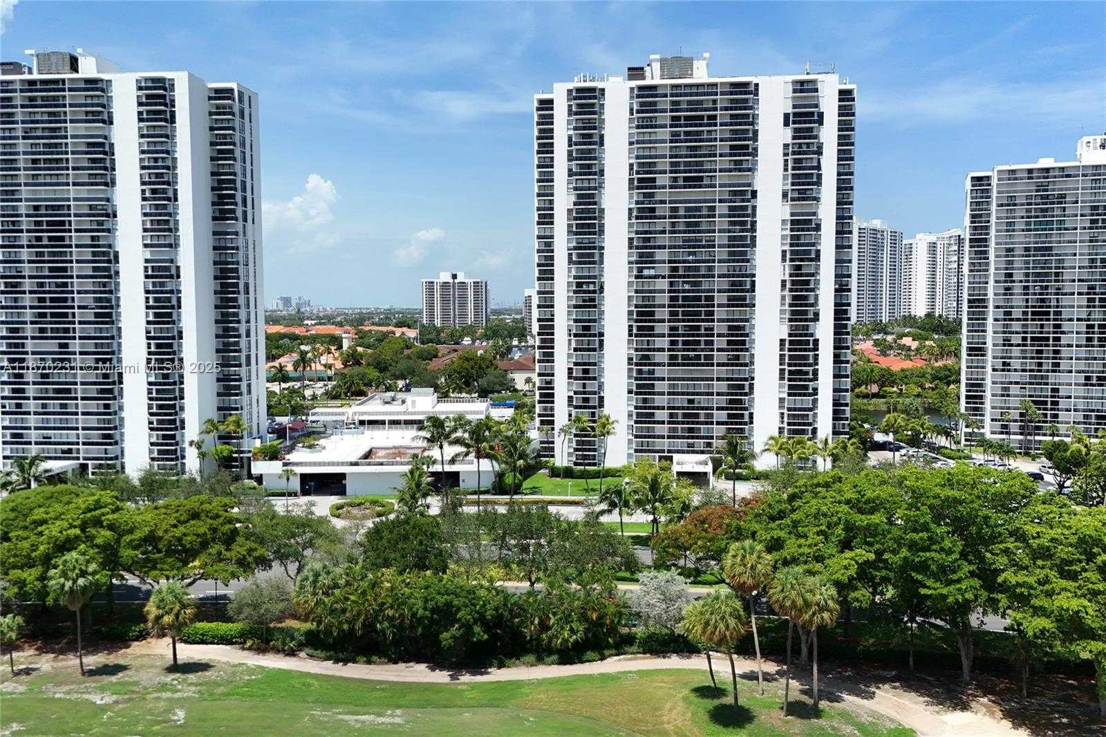 Small Image of 3675 NORTH COUNTRY CLUB DR #204, Aventura Number 71