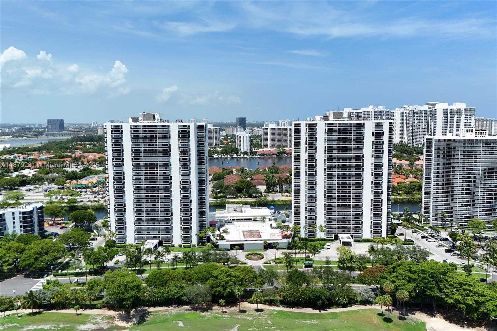 Small Image of 3675 NORTH COUNTRY CLUB DR #204, Aventura Number 73