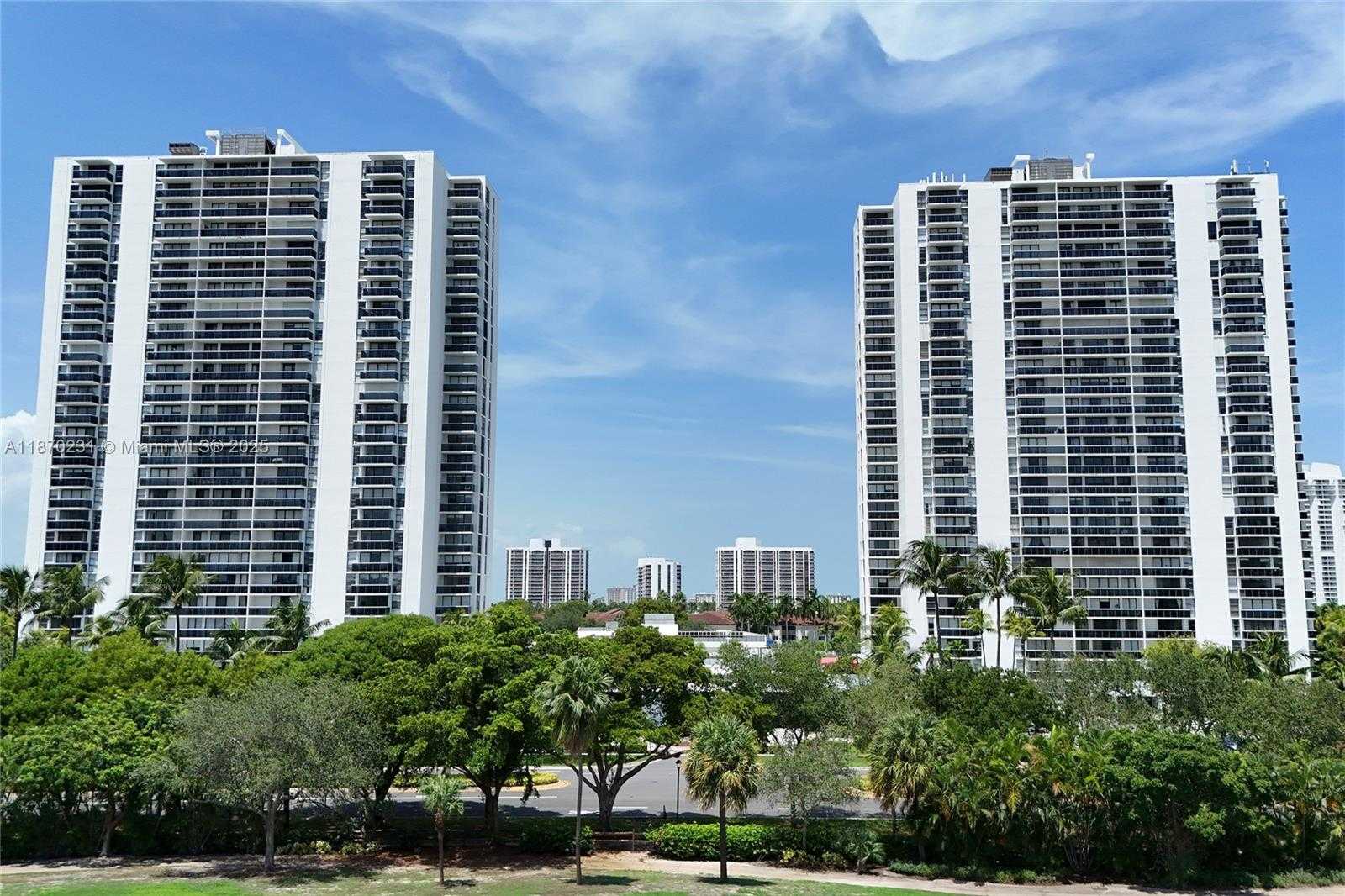 Small Image of 3675 NORTH COUNTRY CLUB DR #204, Aventura Number 76