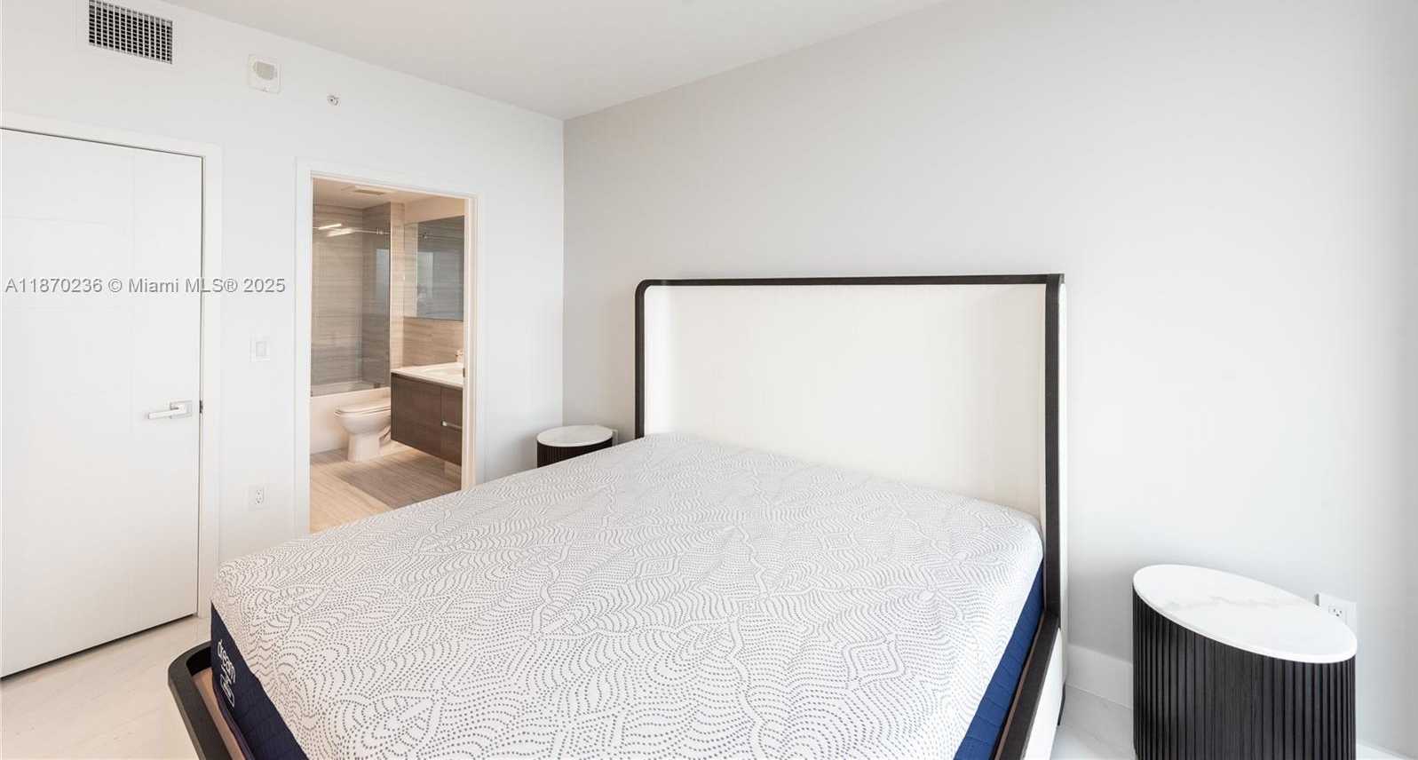 Small Image of 301 ALTARA AVE #619, Coral Gables Number 13
