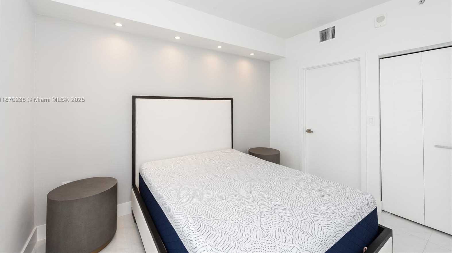 Small Image of 301 ALTARA AVE #619, Coral Gables Number 17