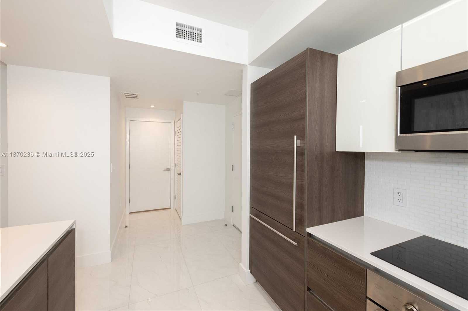 Small Image of 301 ALTARA AVE #619, Coral Gables Number 8