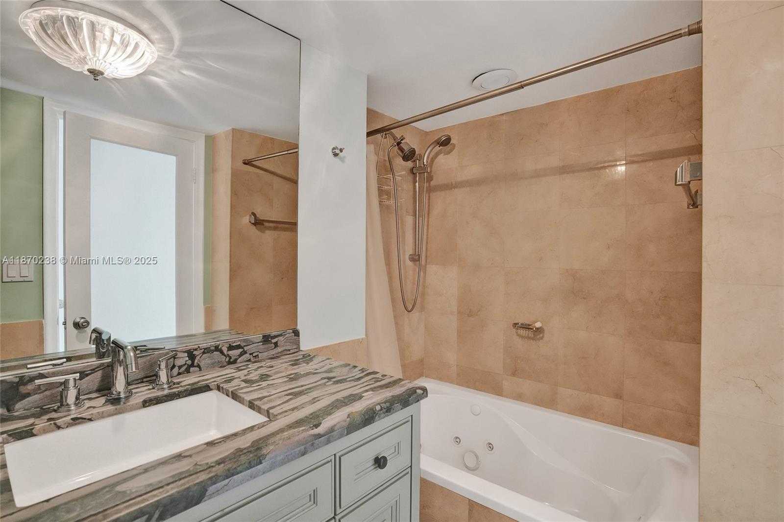Small Image of 11 ISLAND AVE #1611, Miami Beach Number 15