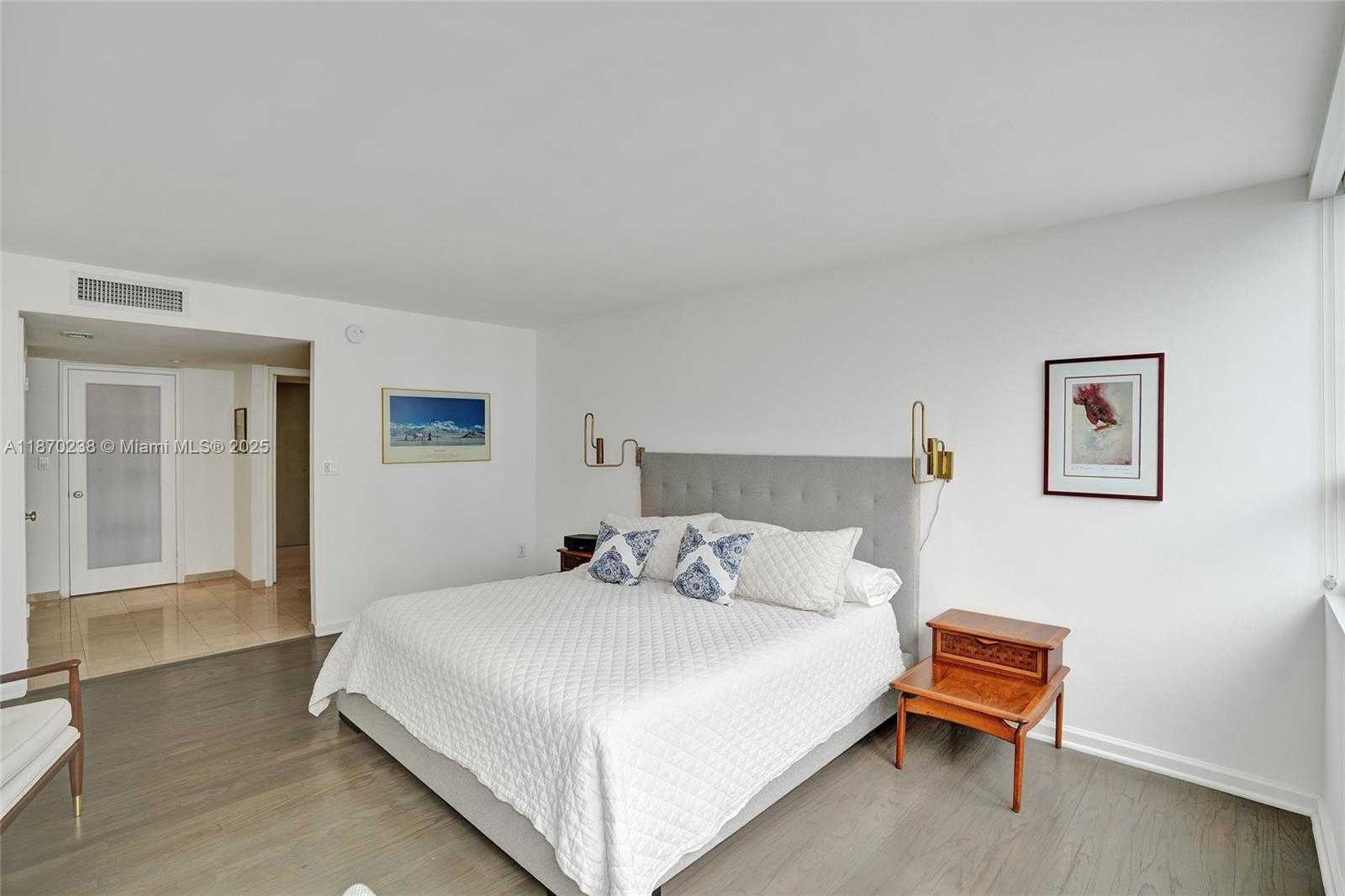 Small Image of 11 ISLAND AVE #1611, Miami Beach Number 20
