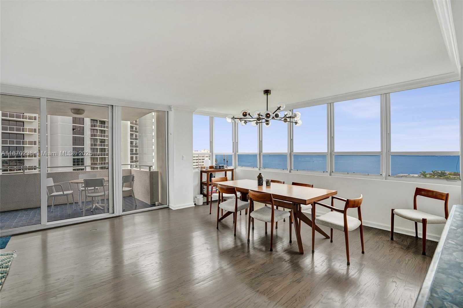 Small Image of 11 ISLAND AVE #1611, Miami Beach Number 9