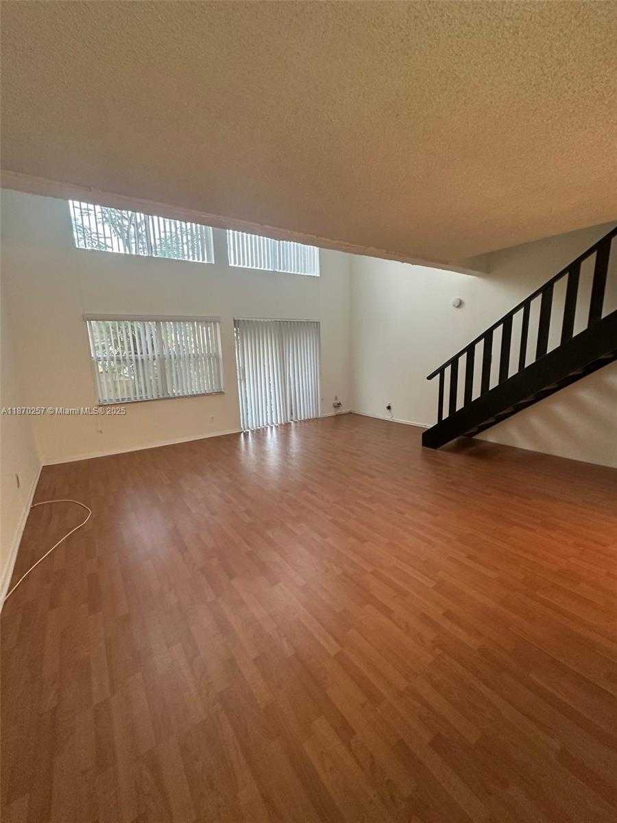 Small Image of 17911 NORTH WEST 68TH AVE #N206, Hialeah Number 9
