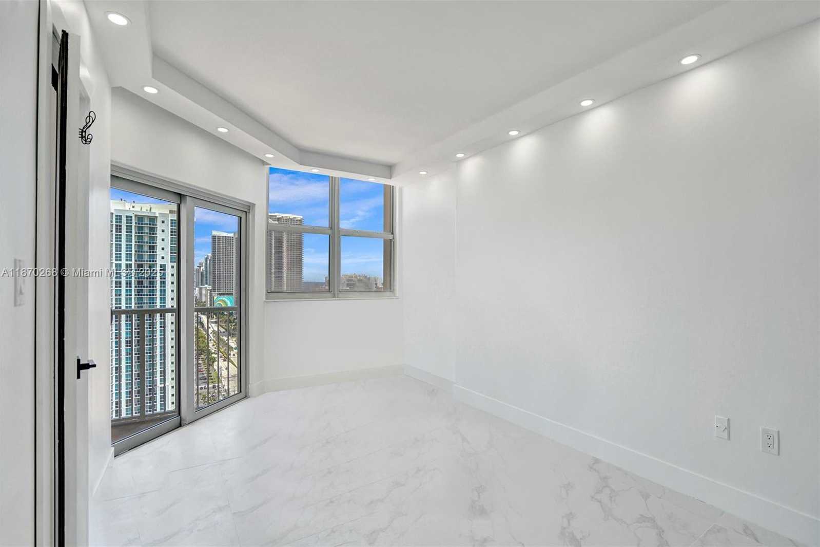 Small Image of 1985 SOUTH OCEAN DR #11L, Hallandale Beach Number 14