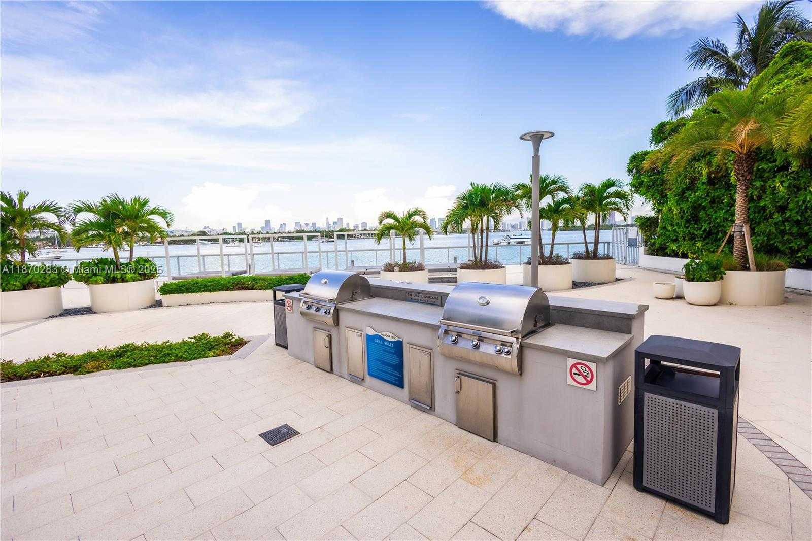 Small Image of 1000 WEST AVE #430, Miami Beach Number 22